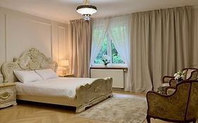 Hotel Pałac Akropol